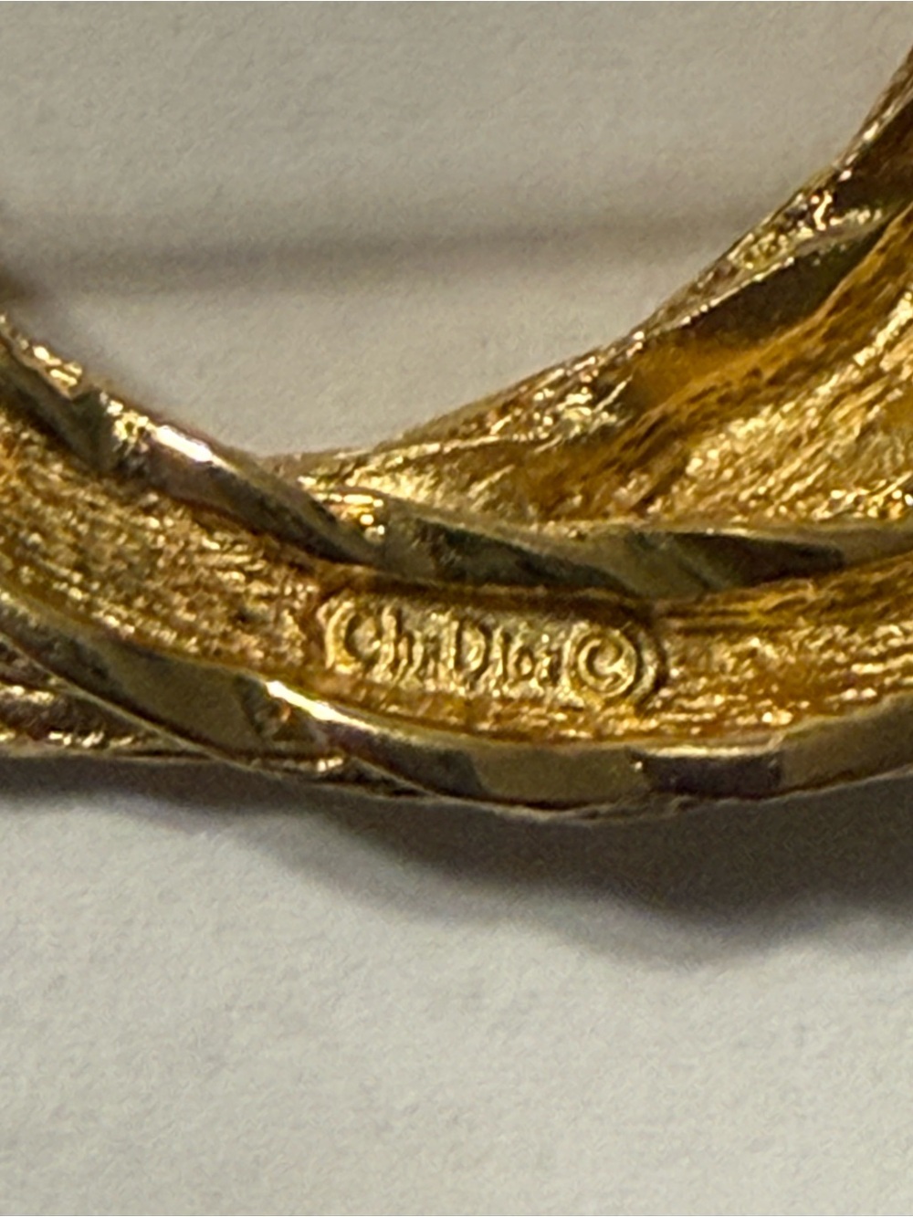 Vintage Christian Dior Gold Rope Brooch | Quiet Luxury | Minimalist | Old Money - Picture 4 of 9